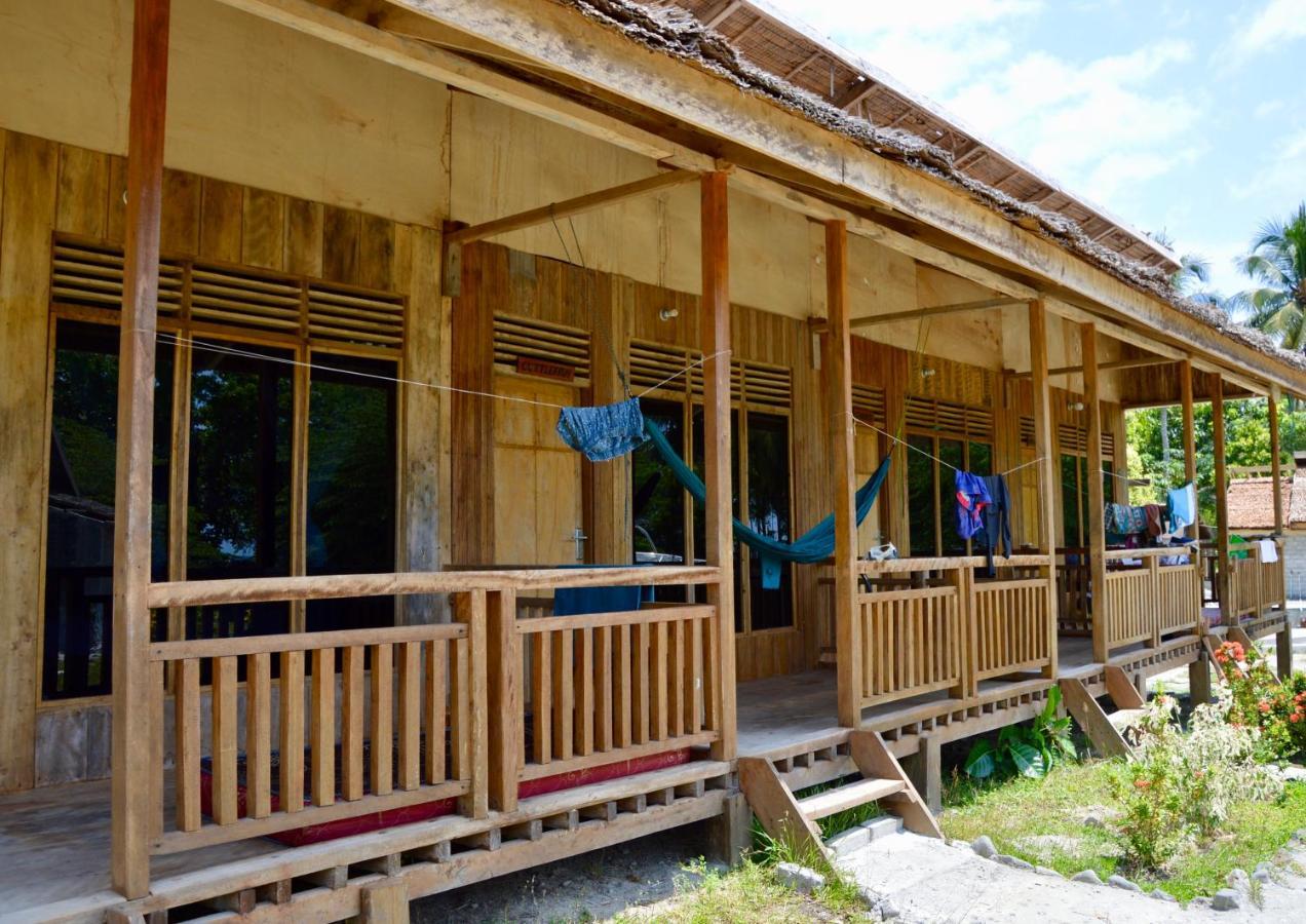 Pristine Paradise Dive Resort - Togean Islands, Una Una Pulau Unauna Экстерьер фото