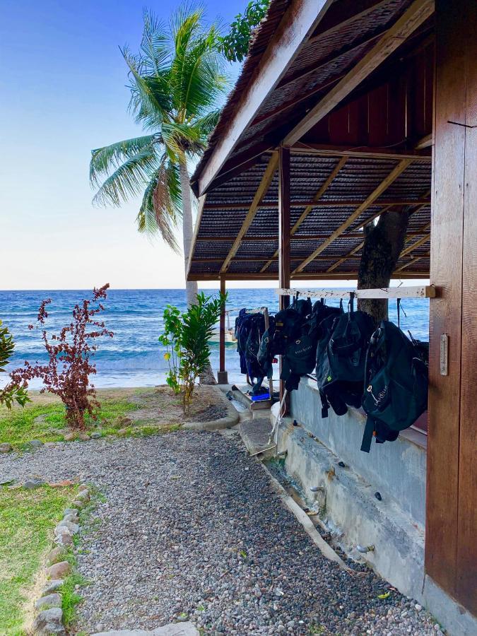 Pristine Paradise Dive Resort - Togean Islands, Una Una Pulau Unauna Экстерьер фото