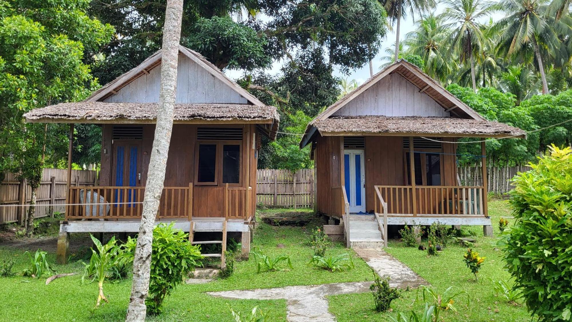 Pristine Paradise Dive Resort - Togean Islands, Una Una Pulau Unauna Экстерьер фото